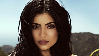 Kylie Jenner, Computer , Celebrity backgrounds, Top HD wallpaper