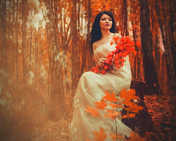 Autumn Beauty, trees, autumn, frorest, woman HD wallpaper