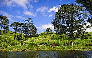 Hobbiton HD wallpaper