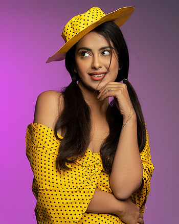 Avika gor, Telugu actress, lip HD phone wallpaper