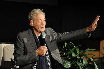 Ian McKellen, Movies icon, Captivating , Impressive visuals HD wallpaper