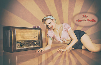 radio time retro girl pin-up HD wallpaper
