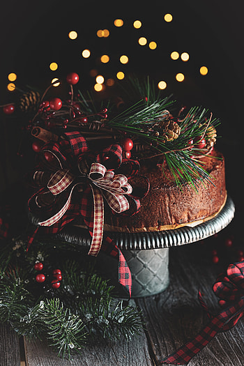 Holidays, Cones, Decorations, Branches, Fir, Spruce, Cake, Bow HD phone wallpaper