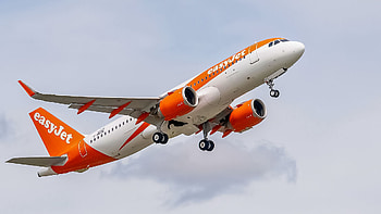 EasyJet Switzerland, Flight cancellations, Lebanon Daily Star, Inconvenience HD wallpaper