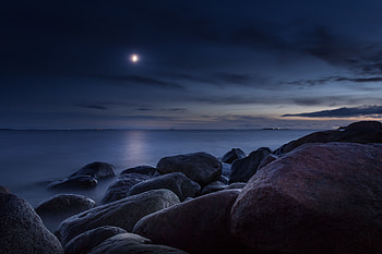 Nature, Stones, Sea, Night, Moon, Shine, Light HD wallpaper