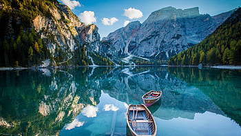 Lago di Braies, South Tyrol, Italy, dolomites, boats, landscape, water, mountains, alps, reflections HD wallpaper