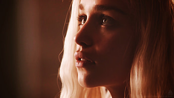 Daenerys Targaryen Portrait Digital Art, daenerys-targaryen, emilia-clarke, game-of-thrones, tv-shows HD wallpaper