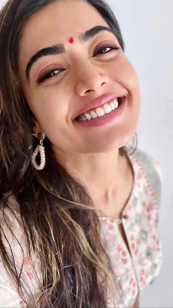Rashmika Mandanna, eye HD phone wallpaper