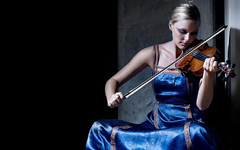 Blonde playing violin, Musical grace, Captivating performance, Eloquent instrument HD wallpaper