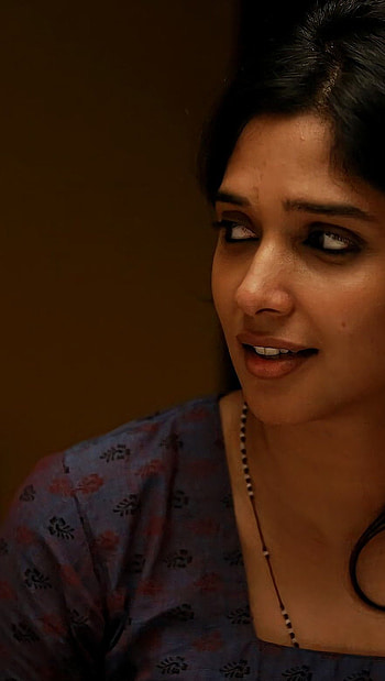 Nyla usha, malayalam actress HD phone wallpaper