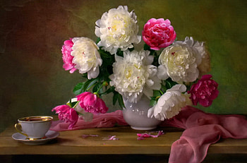 Still life, bouquet, morning, spring, nice, fragrance, delicate, petals, coffee, table, vase, veil, beautiful, cup, summer, leaves, pretty, scent, flowers, lovely, harmony HD wallpaper