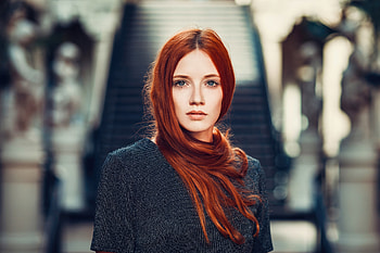 Gorgeous Redhead Girl With Flowing Hair And Beautiful Eyes, redhead, girls, blue-eyes, model HD wallpaper