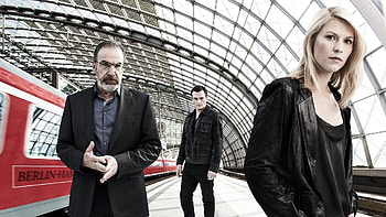 Homeland TV series, Suspenseful storyline, Complex characters, High-stakes drama HD wallpaper