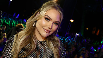 NikkieTutorials, Transgender revelation, Community support, NOS coverage HD wallpaper