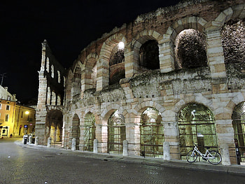Arena Di Verona, One day in Verona, Travel itinerary, Must-visit spots HD wallpaper