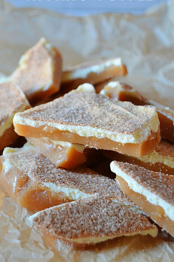 Churro toffee, Cinnamon twist, Crunchy and sweet, Spanish-inspired treat HD phone wallpaper