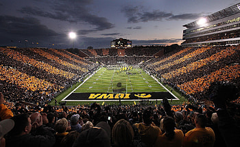 Kinnick Stadium, Iowa Hawkeyes Football HD wallpaper