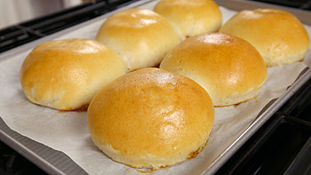 Kimchi pork buns, Korean-inspired delicacy, Fusion of flavors, Umami explosion HD wallpaper