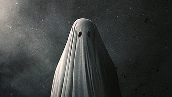 Ghostly figures, Spooky presence, Supernatural entities HD wallpaper