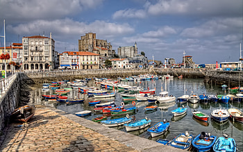Lovely View, harbour, boat, colorful, colors, peaceful, houses, beauty, sailboats, buildings, boats, road, sea, architecture, city, house, beautiful, sailboat, view, marina, clouds, sailing, nature, sky, port, lovely HD wallpaper