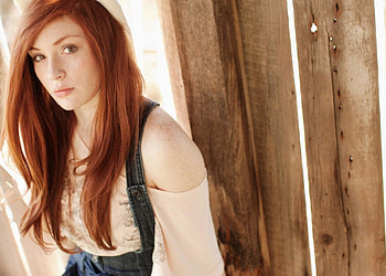 .wiki-Redhead-Country-Girl---PIC- HD wallpaper