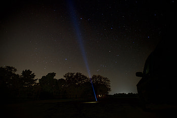 Night, Dark, Shine, Light, Starry Sky, Darkness, Ray, Flashlight HD wallpaper