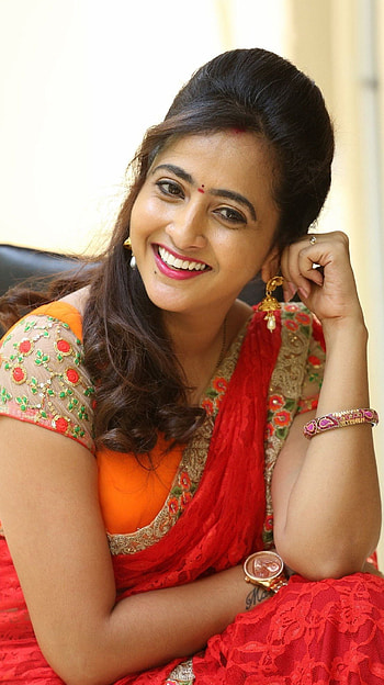 Lasya Manjunath, saree lover, telugu actress HD phone wallpaper