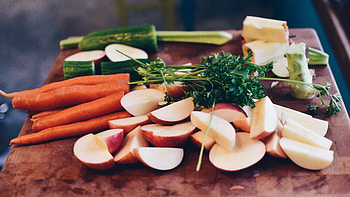 Food, Apples, Vegetables, Cutting Board, Parsley, Carrot, Broccoli, Cucumber HD wallpaper
