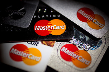 Mastercard, Profit beats, Customer spending, Financial success HD wallpaper