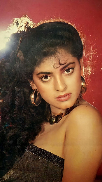 Juhi chawla, bollywood actress, vintage HD phone wallpaper