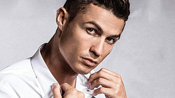 Cristiano Ronaldo, Year 2020, Trending , Iconic pose HD wallpaper