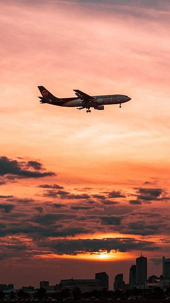 Airplane , Stunning aerial views, Majestic aircraft, Outdoor graphy HD phone wallpaper