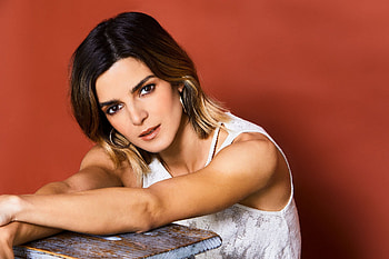 Clara Lago, Jane Eyre series, Love and limbo HD wallpaper