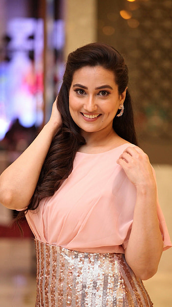 Manjusha, telugu actress, anchor HD phone wallpaper