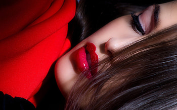 Model with flawless lipstick, Glamorous and sophisticated, Enhancing facial features, Mesmerizing beauty HD wallpaper
