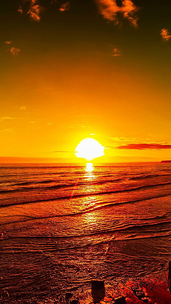 Stunning sunrise, New beginnings, Morning serenade, Sun's first rays HD phone wallpaper