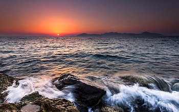 Splendor, sea, peaceful, beautiful, beauty, ocean waves, waves, seascape, clouds, view, nature, sky, amazing, lovely, sunset, ocean HD wallpaper