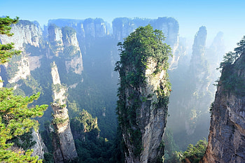 Rock towers, Zhangjiajie national forest park HD wallpaper