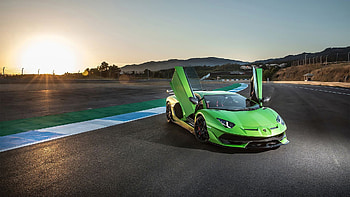 High-quality , Lamborghini supremacy, Automotive artistry, Visual delight HD wallpaper