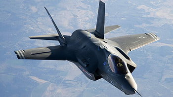 F-35 Lightning, carrier, turbinerecon, copter, contrail, chopper, assult, jet, afterburn, wing, airline, plane, heli, fighter, helo, fly HD wallpaper