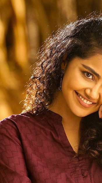 Anupama parmeshwaran, butterfly HD phone wallpaper