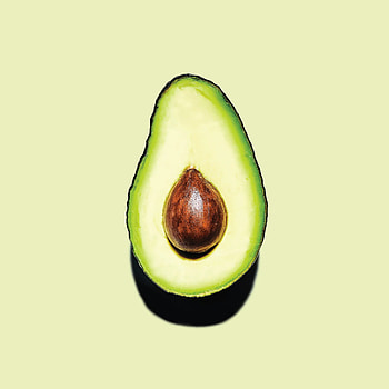 Quick avocado ripening, Guacamole urgency, Culinary hacks, Time-saving tips HD phone wallpaper