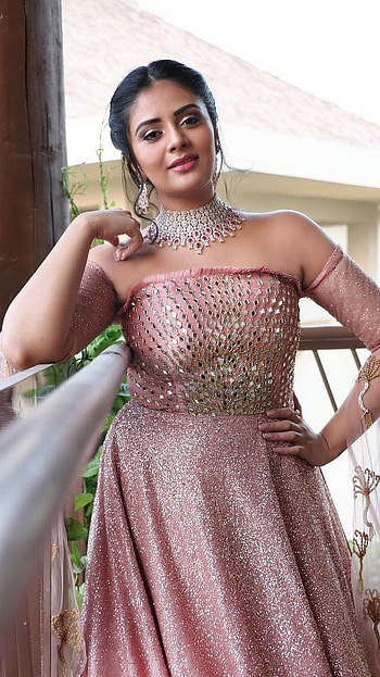 Sreemukhi, telugu actress, model HD phone wallpaper