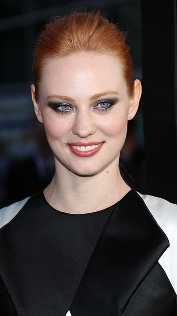 Deborah Ann woll, hollywood actress, model HD phone wallpaper