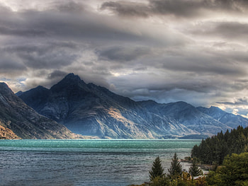 Nature, Water, Mountains, Clouds, Rocks, Lake, Multicolored, Colorful, Mainly Cloudy, Overcast HD wallpaper
