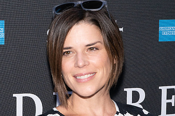Neve Campbell, Adoption revelation, Personal journey, Nurturing motherhood HD wallpaper