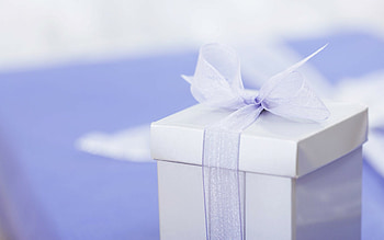 Gift box, Beautiful , Festive surprises, Thoughtful presents HD wallpaper