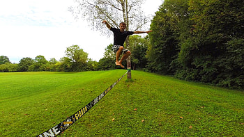 Slackline and the space between, Balance and focus, Mindful art, Moving meditation HD wallpaper