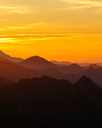Beautiful, horizon, sunset, mountains, dusky sky HD phone wallpaper
