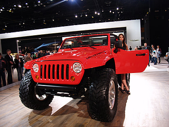 jeep lower forty, sexy, jeep, showroom, red, girl HD wallpaper